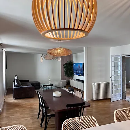 Grand Ultra Moderne Plein Centre, A Pieds, Avec Parking * 콩카르노